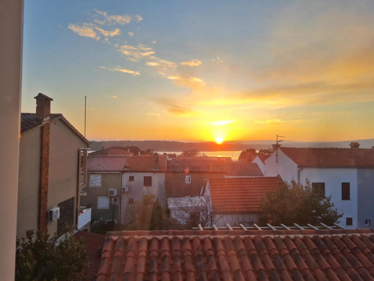 Place Veli Dvor - With Private Garden In Old Town Holiday home *