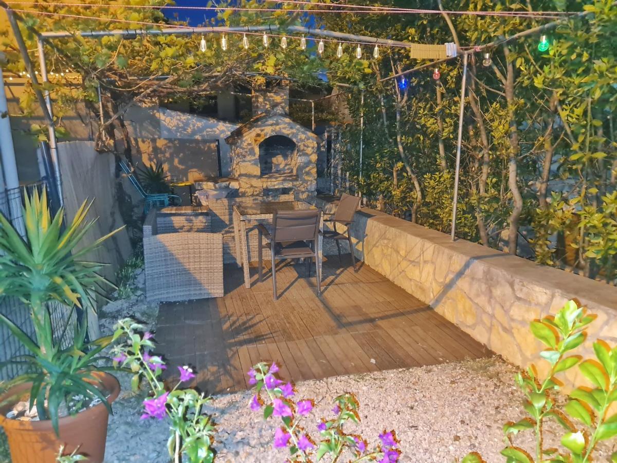 Place Veli Dvor - With Private Garden In Old Town Holiday home