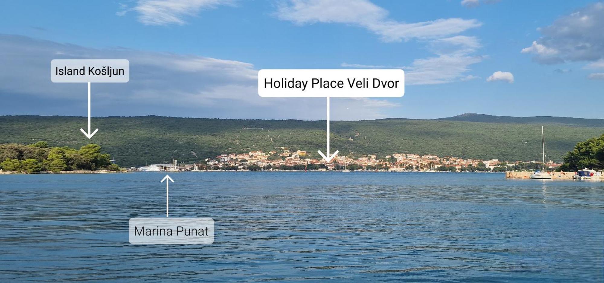 Place Veli Dvor - With Private Garden In Old Town *